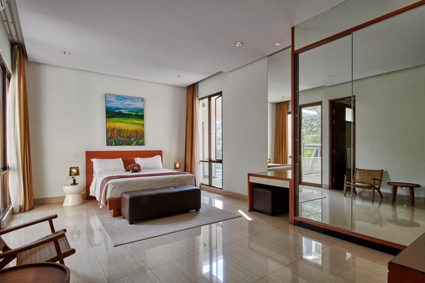 Jasmine Cozy 3 Bedrooms With A Private Swimming Pool Villa Jakarta